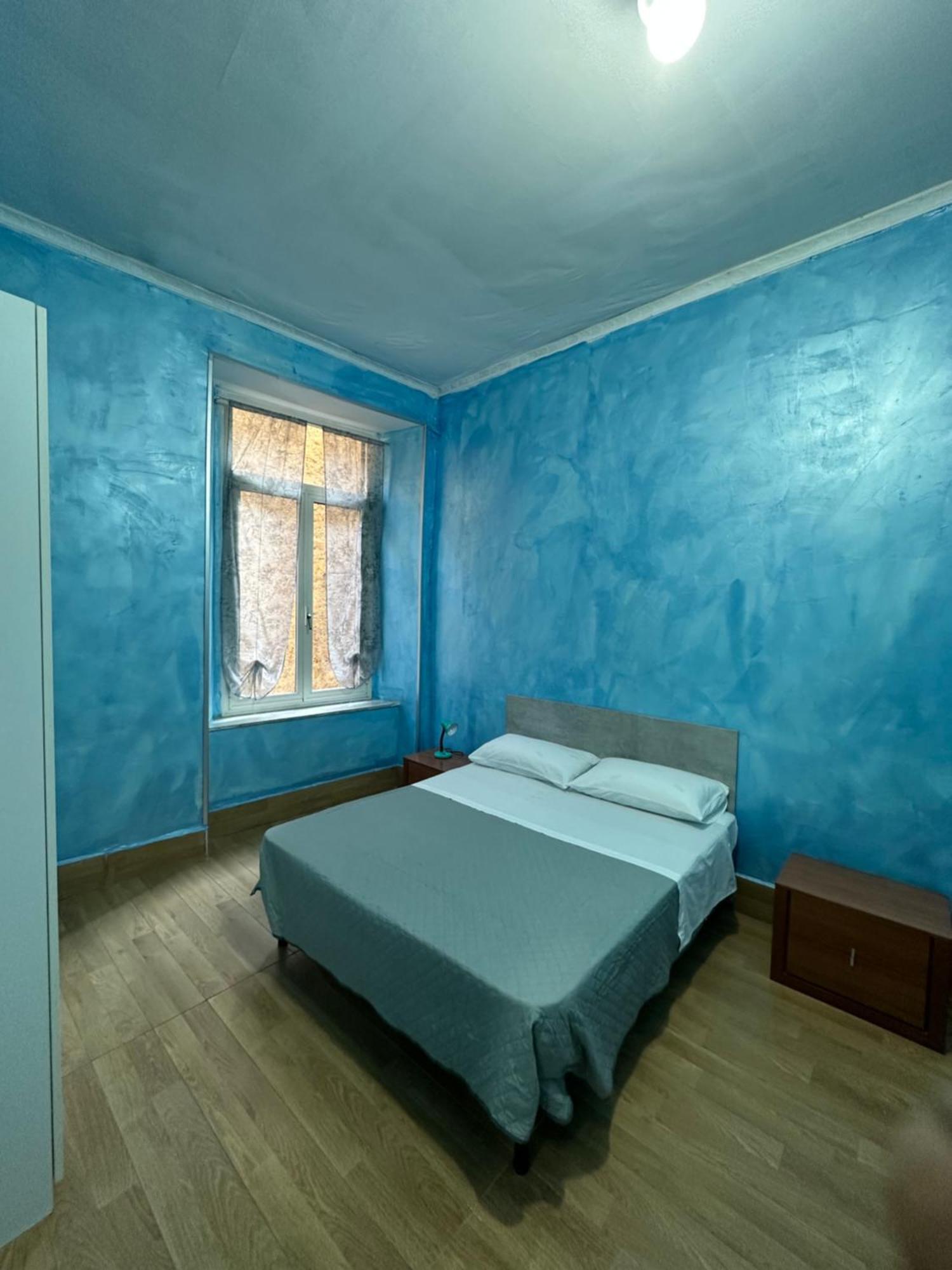 Holiday House Clara&Vincenzo Naples Exterior photo